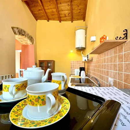 Prázdninový dům Casa Del Borgo Con Piscina *